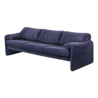 Maralunga Sofa by Vico Magistretti for Cassina Blue Stripe 3-Seat Italian Vintage Sofa For Sale
