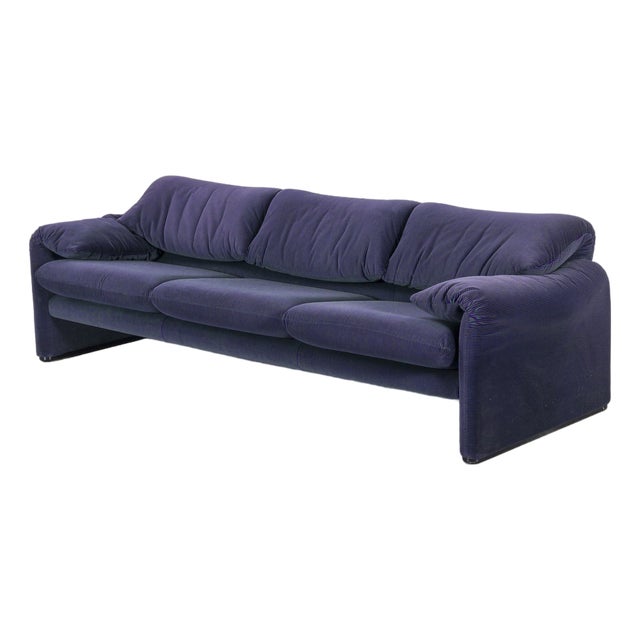Maralunga Sofa by Vico Magistretti for Cassina Blue Stripe 3-Seat Italian Vintage Sofa For Sale