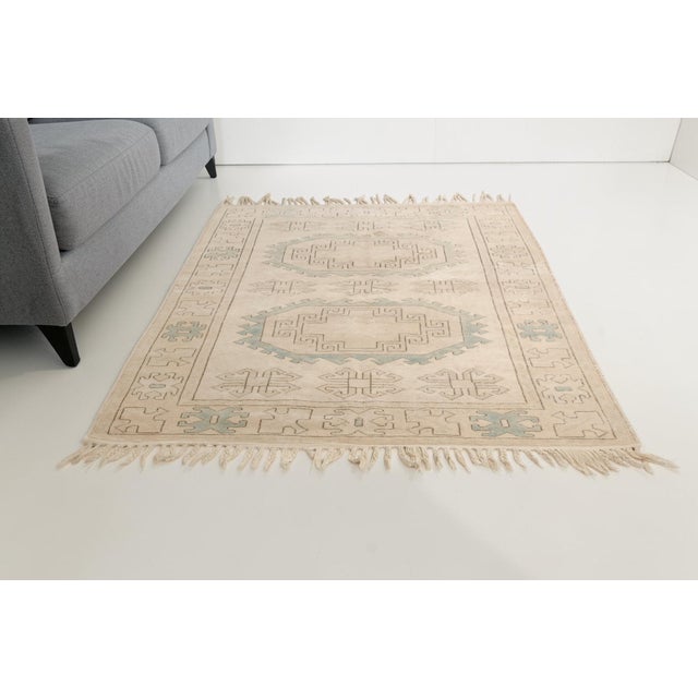 Textile 1960s Muted Anatolian Neutral Rug – Fretwork Geometric Design For Sale - Image 7 of 10