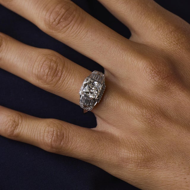 1930s 1930s Art Deco Gia 2.13 Carat Old Mine Cut Diamond 14k White Gold Engagement Ring, Size 6.75 For Sale - Image 5 of 6