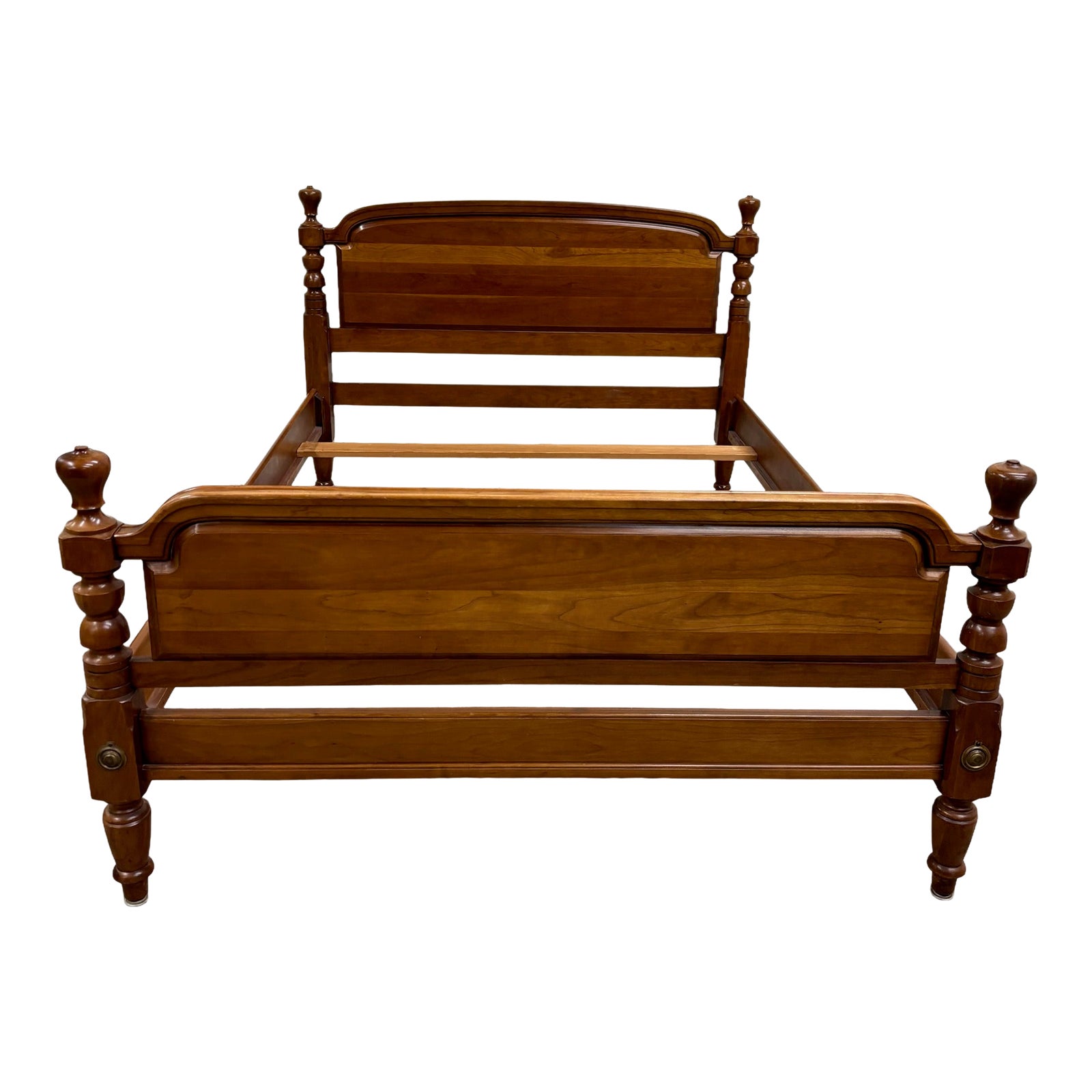 Vintage Full Size Traditional Colonial Style Low Poster Bed | Chairish