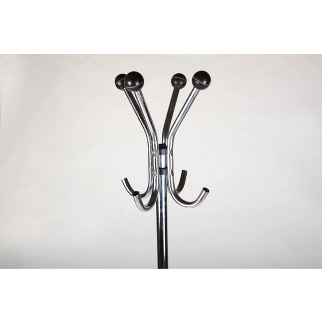 Mid-Century Modern Bauhaus Style Tubular Steel Coat Rack from Kovona, 1940s For Sale - Image 3 of 5
