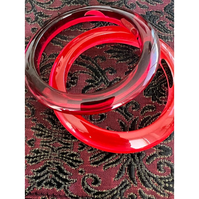 Miriam Salat Wine Red Translucent Resin and Sterling Silver Summer Bangle For Sale - Image 18 of 18