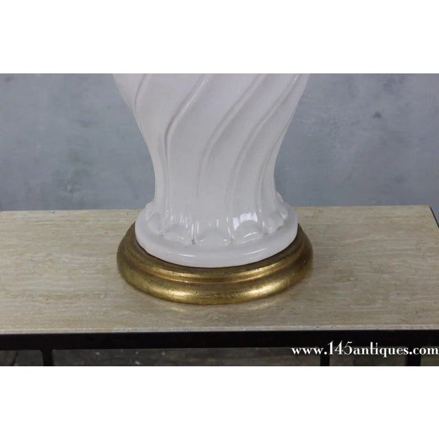 1950s 1950s Spanish White Ceramic Lamp For Sale - Image 5 of 10