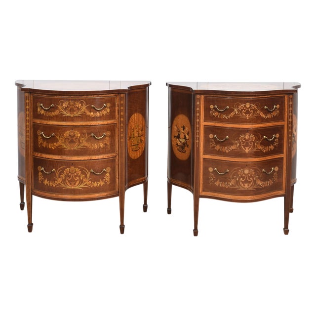 Near Edwards and Roberts Chests, Set of 2 For Sale