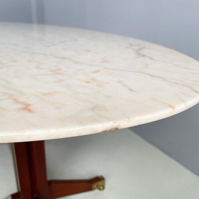 Metal Mid-Century Italian Modern Dining Table in Marble, Wood and Brass, 1960s For Sale - Image 7 of 17