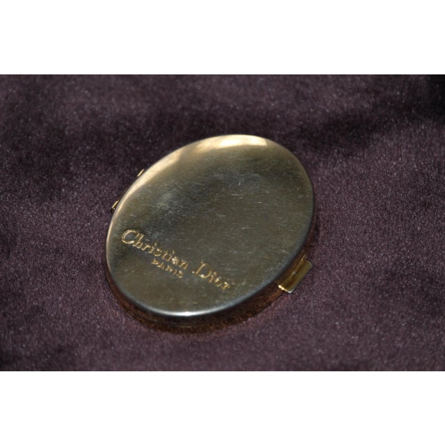 Oval Gilt Compact Pocket Mirror from Christian Dior, 1980s For Sale - Image 11 of 15