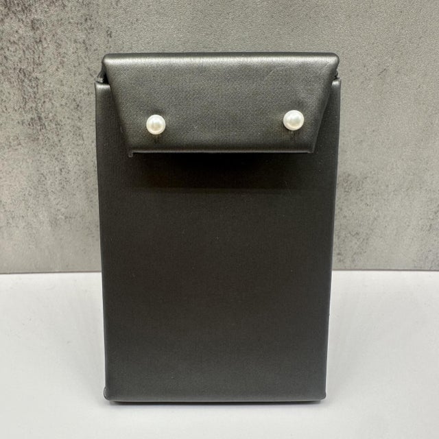 Pearl Stud Earrings in 10kt Yellow Gold – 4.4mm, New, A Pair For Sale