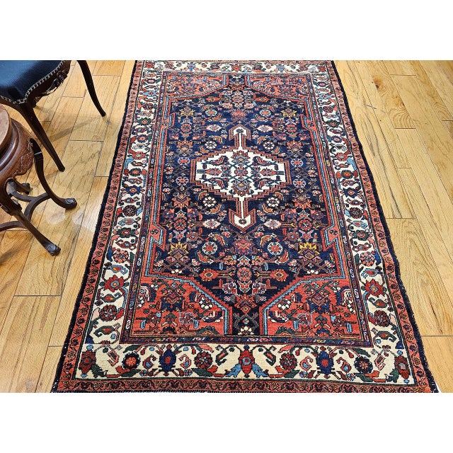 Vintage Persian Bakhtiari Rug, Handwoven Wool, Floral Pattern, Navy & Ivory, 5x7 For Sale - Image 13 of 14