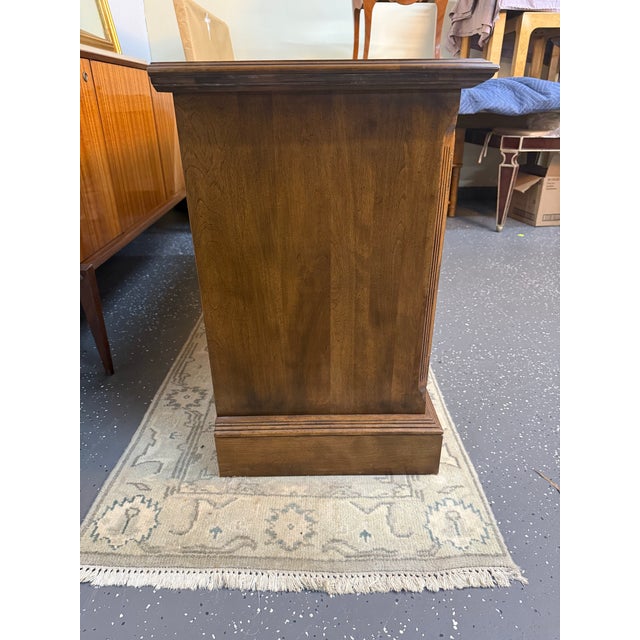 Brown 1980s Ethan Allen Classic Manor Sideboard For Sale - Image 8 of 12