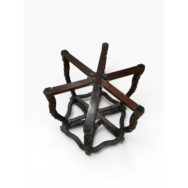 Early 20th Century Early 20th Century Chinese Chippendale Style Carved Rosewood Round Center Hall Table With Dragon Motifs For Sale - Image 5 of 15