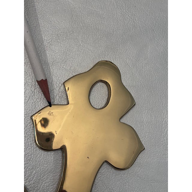 Metal Virginia Metalcrafters Pr Brass Wall Candle Sconces Colonial Williamsburg, Set B For Sale - Image 7 of 11