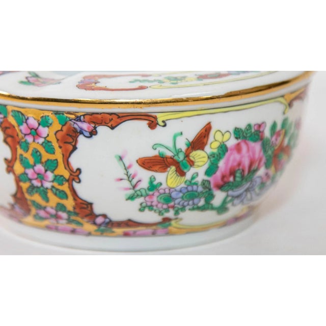 Mid 20th Century Vintage Asian Porcelain Hand Painted White Floral Ashtray China For Sale - Image 5 of 13