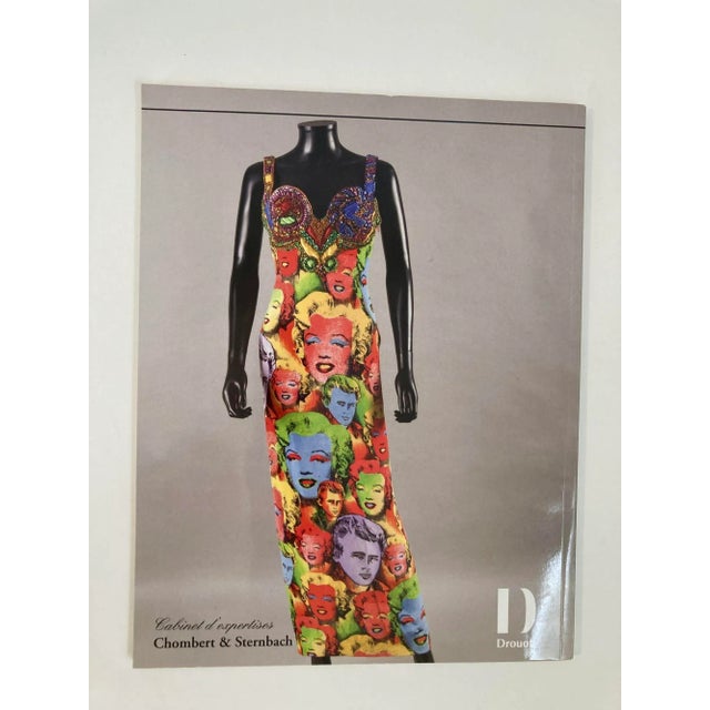 Paris Haute Couture Auction Catalog 2017 Published by Gros & Delettrez For Sale In Palm Springs - Image 6 of 13