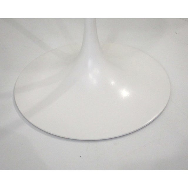 Knoll Vintage Eero Saarinen Tulip Side Tables for Knoll For Sale - Image 4 of 7