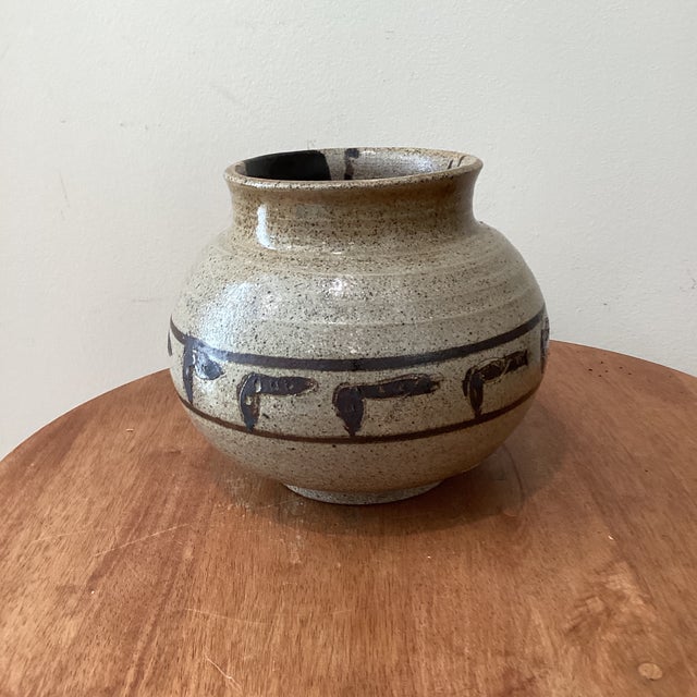 Vintage Stoneware Studio Pottery Vase Tan/Brown Speckled Glaze Moriage Style Signed For Sale - Image 10 of 12