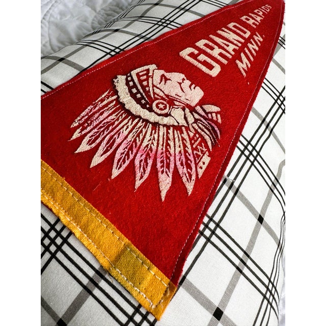 Description: Vintage Grand Rapids, Minnesota Felt Pennant from around the 1960s, unknown date. New black and white plaid...