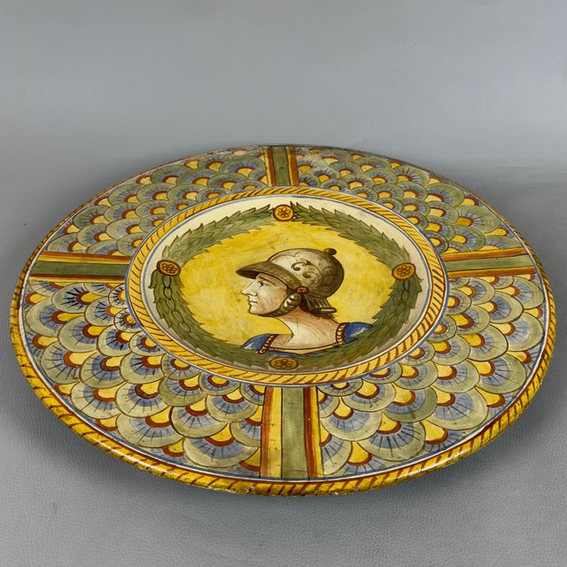 A charming and imposing furnishing accessory, ideal for lending an authentic touch of history and elegance to large walls,...