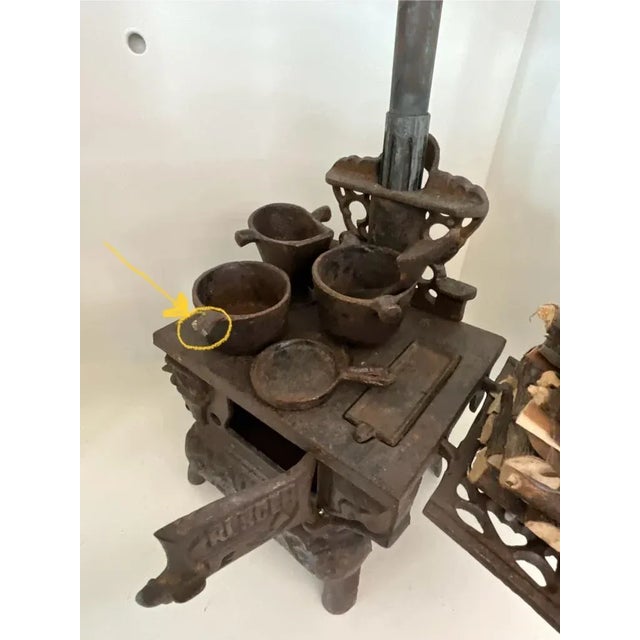 Model of an Old Wood Stove, 1950-60 For Sale - Image 4 of 13
