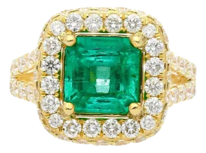 Grs Certified 2.66 Carat Minor Oil Colombian Emerald and Diamond Pave Ring