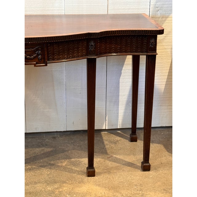 English Late 19th Century English Mahogany Serpentine Server For Sale - Image 3 of 13