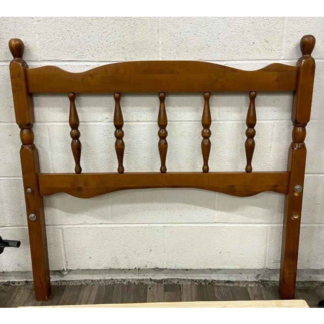 Vintage Twin Size Low Poster Bed With Acorn Finials For Sale In Kansas City - Image 6 of 6