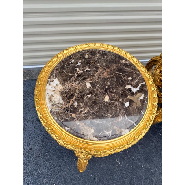 1960s Pair of French Rococo Marble Top Accent Tables Gilded Carved Side Tables For Sale - Image 4 of 5