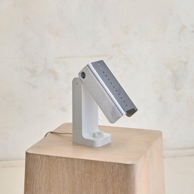 Kartell White 'Vademecum' Table Lamp by Joe Colombo for Kartell, 1969 For Sale - Image 4 of 11