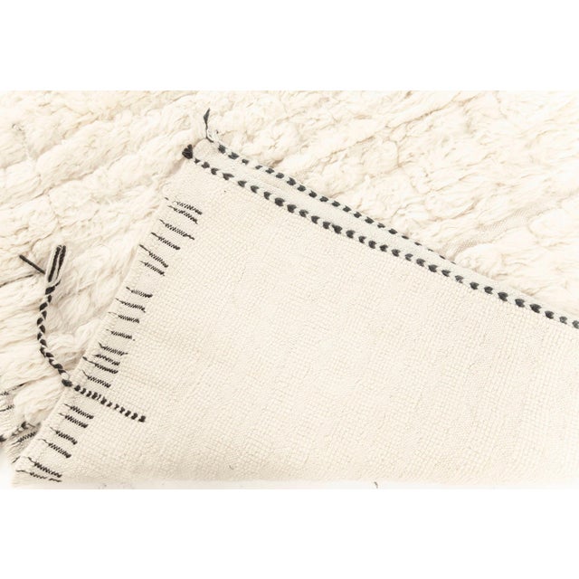 Textile Contemporary Tribal Style Moroccan White, Grey Handmade Rug by Doris Leslie Blau For Sale - Image 7 of 7