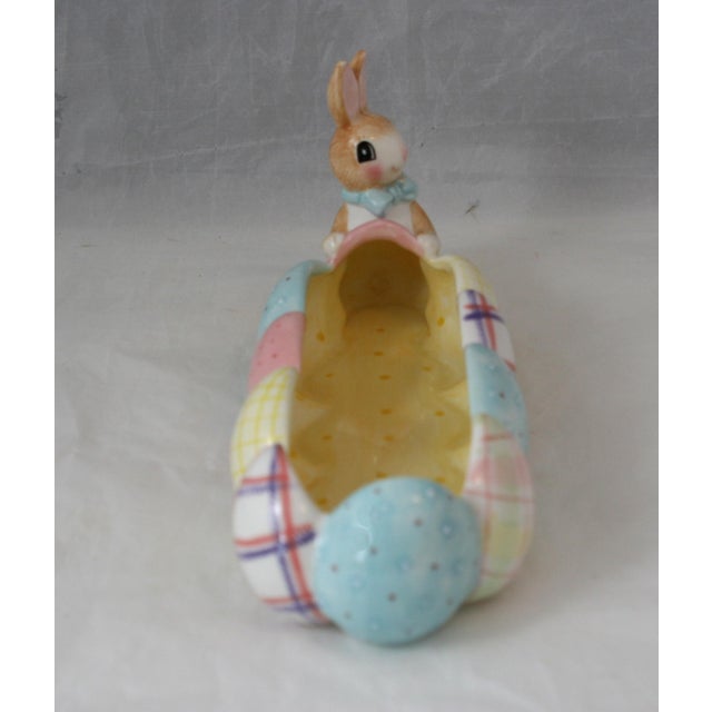Traditional Late 20th Century Handcrafted Fitz and Floyd a Good Egg Oblong Pastel Easter Candy Serving Dish For Sale - Image 3 of 9