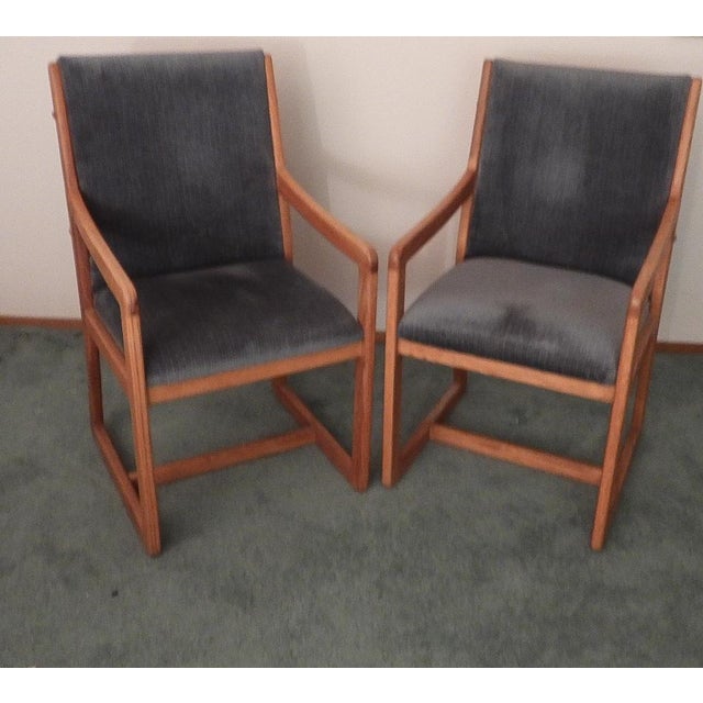 Mid-Century Modern Vintage 1970s Pair of Oak Danish Mid Century Modern Style Dining Side Chairs For Sale - Image 3 of 11