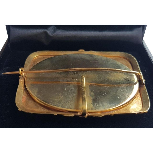 Small Antique Plate with Greyhound For Sale - Image 4 of 5