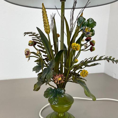 Hollywood Regency Metal Flower Bouquet Table Lamp, 1970s For Sale - Image 18 of 18