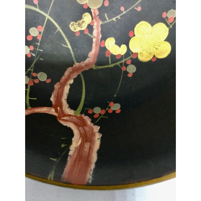 1940s Vintage Japanese Guild Gold Hand Painted Lacquer Bowl For Sale - Image 5 of 13