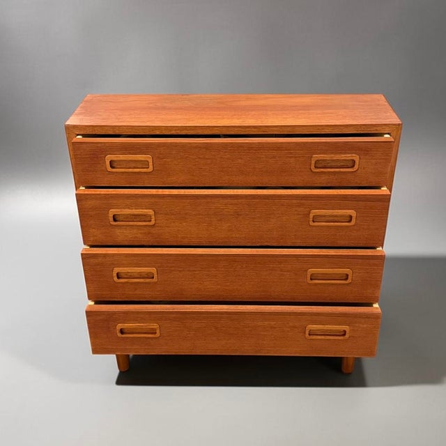 Teak Chest of Drawers from Poul Hundevad, Denmark, 1960s For Sale - Image 12 of 16