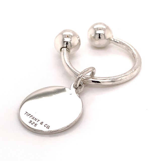 Traditional 1990s Tiffany & Co Estate Sterling Silver Keychain 9.2 Grams For Sale - Image 3 of 11