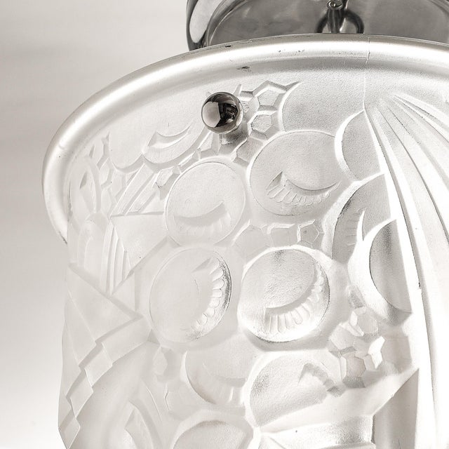 Art Deco Molded & Frosted Glass Pendant W/ Cubist Detailing by Muller Freres For Sale - Image 16 of 16