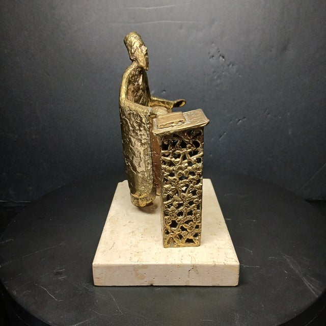 What an inspiring work of art by Nancy Schon, well-known for her captivating bronzes. Her “Make Way for Ducklings”...