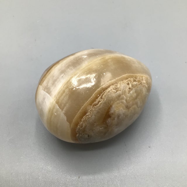 1980s Mexico Matrix Fire Opal, Jasper and Butterscotch Onyx Eggs-Set of 3 For Sale - Image 5 of 12