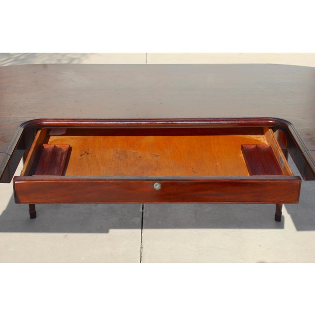 Vintage Myrtle Desk Co. Georgian Style Mahogany Curved Hunt Table / Executive Desk For Sale - Image 13 of 18