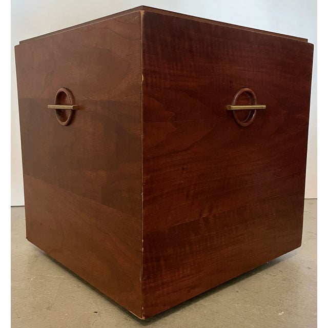 1960s Midcentury Modern Cube Side Table on Casters With Brass Accents For Sale - Image 5 of 9