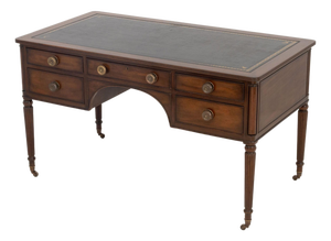 Kittinger Mahogany Kneehole Desk