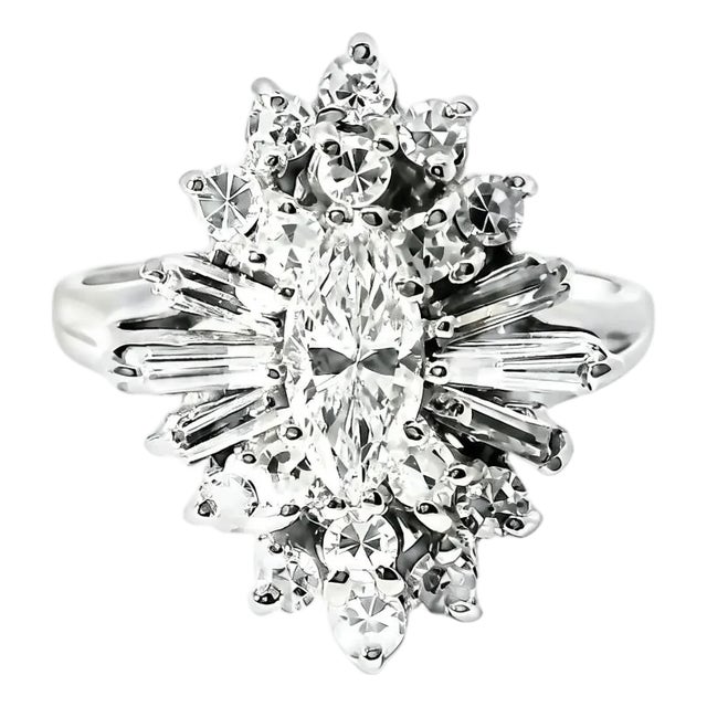 Late 20th Century Size 6 14K White Gold Marquise Diamond Engagement Band Ring For Sale