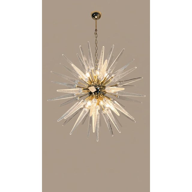 Mid-Century Modern Italian 51-Tip Murano Glass Sputnik Chandelier, Clear Transparent For Sale - Image 3 of 5