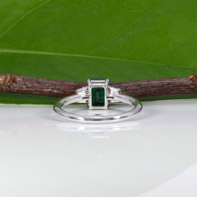 Green Zambian Emerald Ring With Earth-Mined Diamond Accents: Solid 14k Gold, Size 6.75 For Sale - Image 8 of 9