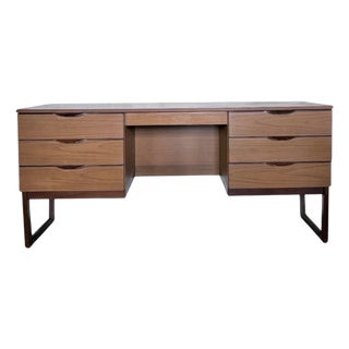 Mid-Century Dressing Table in Teak Veneer For Sale