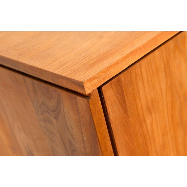 Mies Van Der Rohe Cabinet From the Promatory Apartments Chicago 1950 For Sale - Image 12 of 12