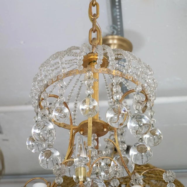 Traditional Gilt Metal and Crystal Drop Element Chandelier For Sale - Image 3 of 9