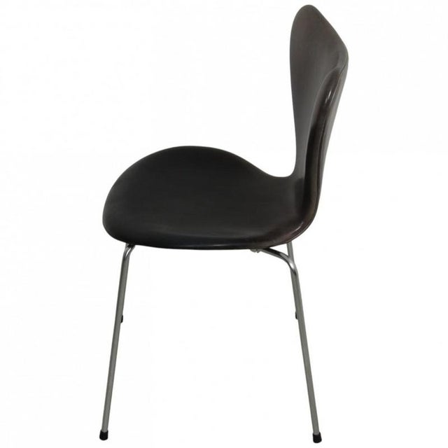 Seven Chairs in Patinated Black Anilin Leather by Arne Jacobsen, 2000s, Set of 4 For Sale - Image 14 of 18