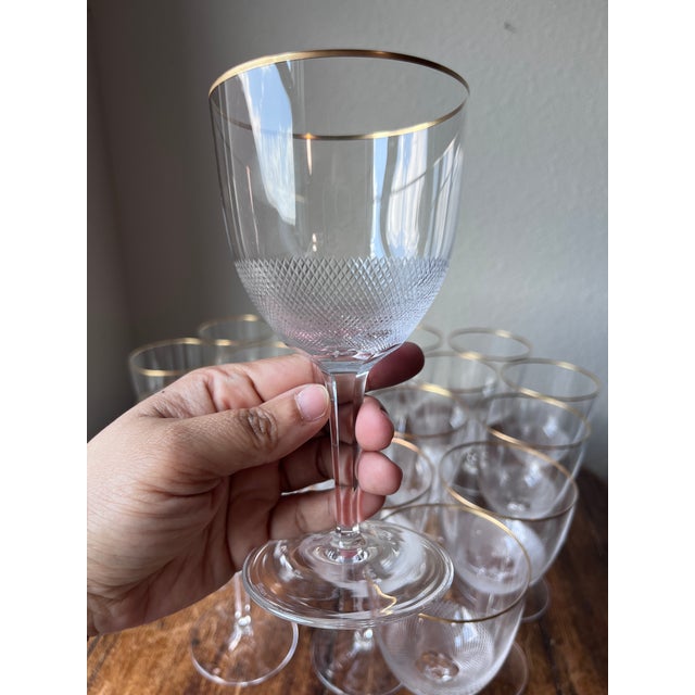 Metal Late 20th Century Moser Royal 24-Karat Gold Trim Red Wine Glasses 6.3" Height - Set of 18 For Sale - Image 7 of 12